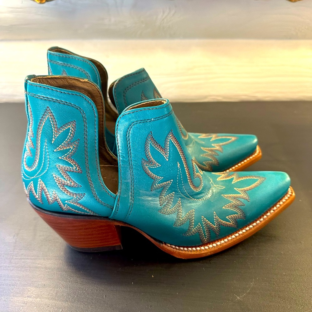 Turquoise Ariat boots